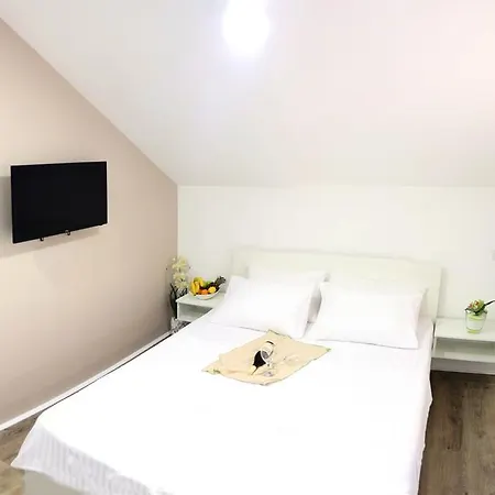 Penzion Smestaj Olivera 3*