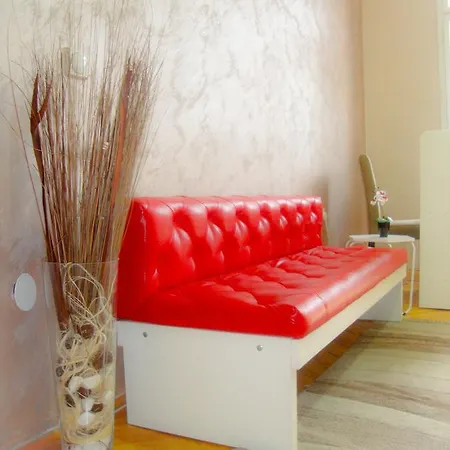 Smestaj Olivera Penzion 3*